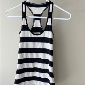 Lululemon Black & White Striped Racerback Tank Top size Small